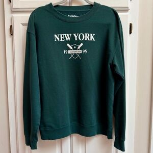 Golden Hour New York Rowing Graphic Sweatshirt Green & White Size Large